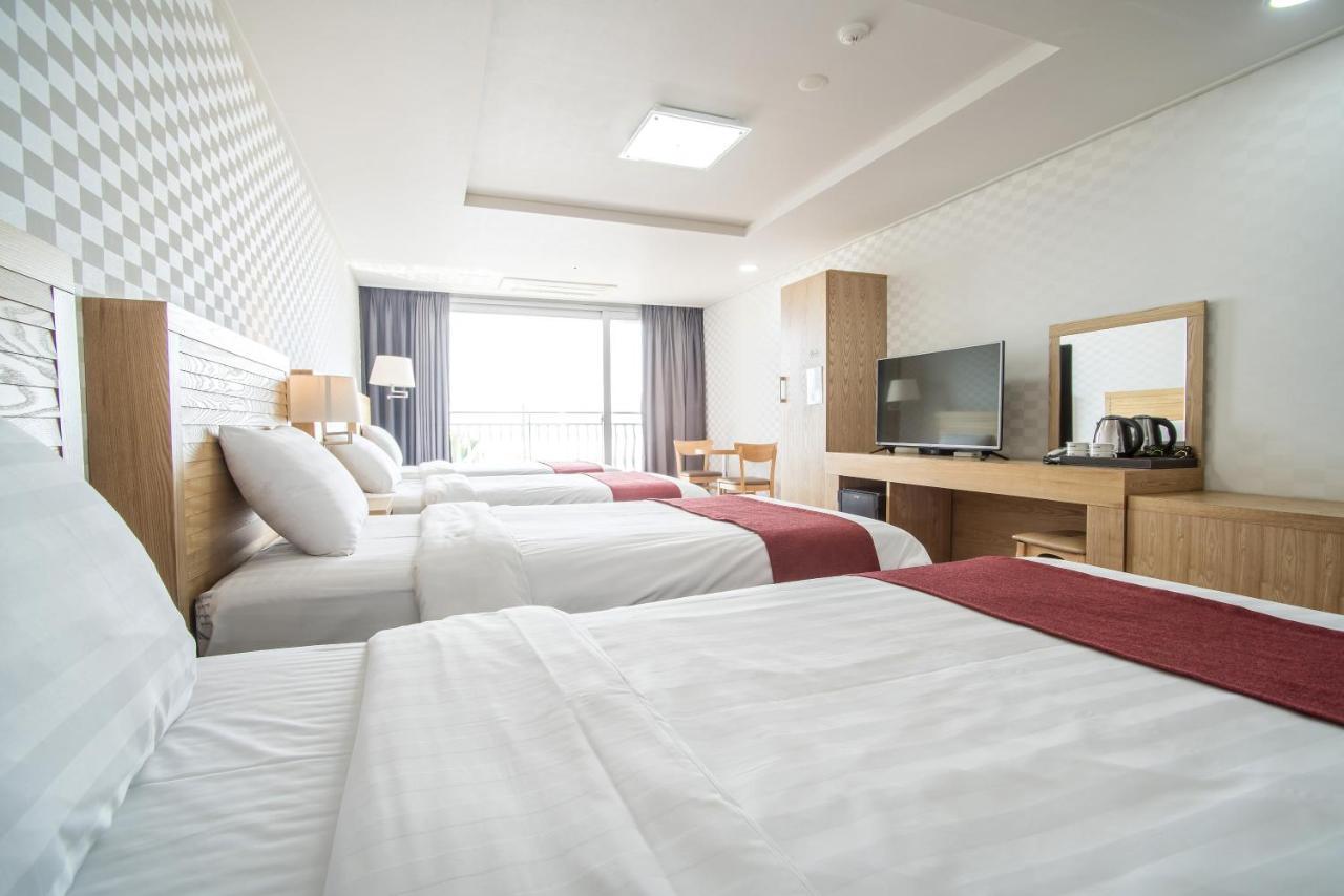 Breeze Bay Hotel Seogwipo Eksteriør bilde