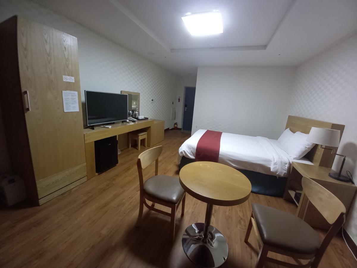 Breeze Bay Hotel Seogwipo Eksteriør bilde