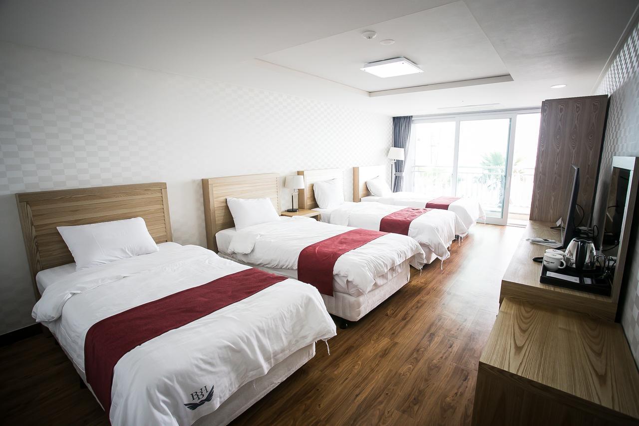 Breeze Bay Hotel Seogwipo Eksteriør bilde