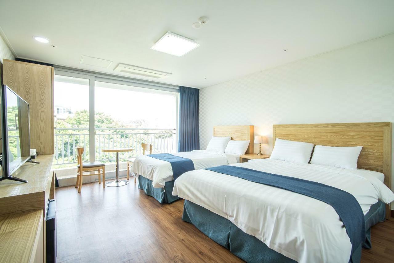 Breeze Bay Hotel Seogwipo Eksteriør bilde
