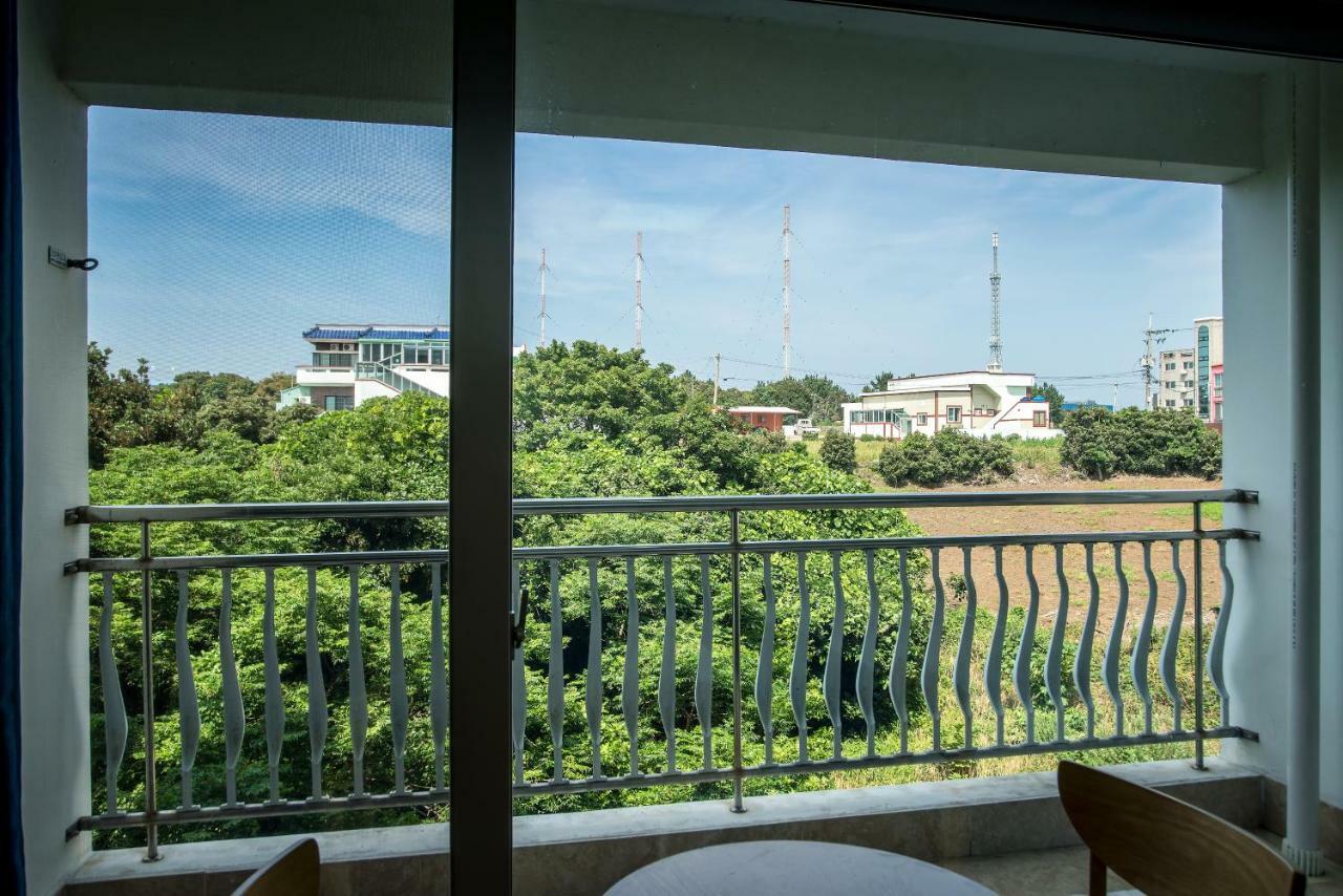 Breeze Bay Hotel Seogwipo Eksteriør bilde